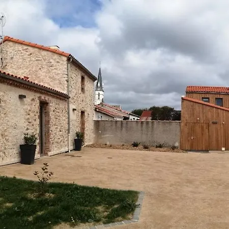 La Borderie - Maison Des Randonnees - Etape - De Groupe Ferienhaus Vairé